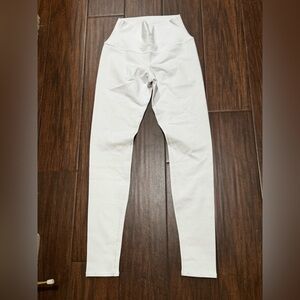 ALO Never Worn White High-Waisted Leggings